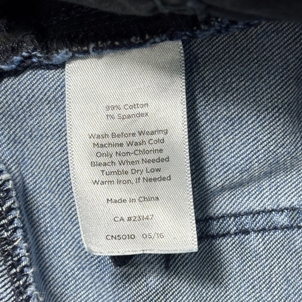 Talbots Jeans Women Size 12 Blue Simply Flattering 5-Pocket Straight Leg Denim - Picture 4 of 7